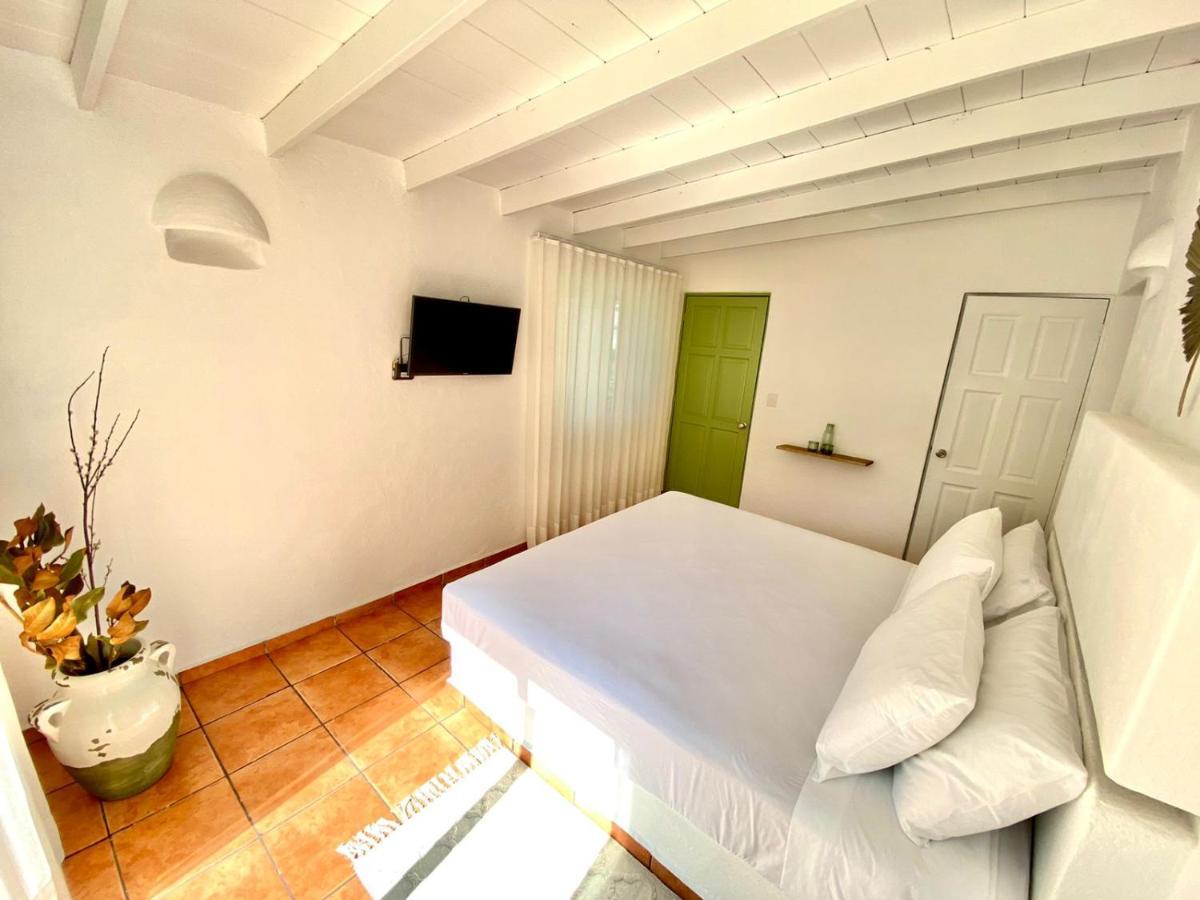 Hotel Cala Blanca Cuernavaca Ngoại thất bức ảnh
